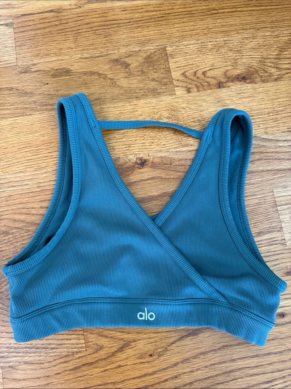 Alo Yoga Ribbed Crossover Sports Bra Teal Blue Size Medium